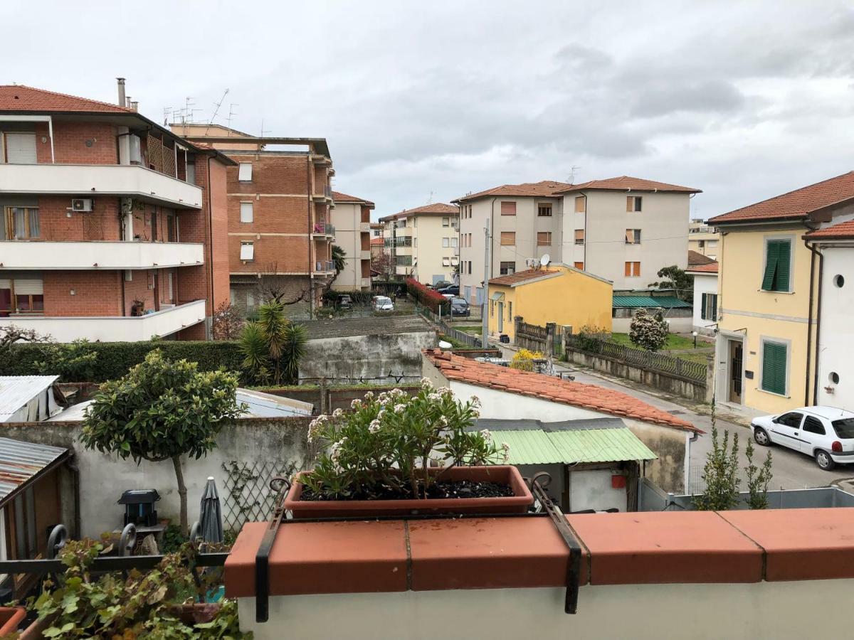 Da Paola Acomodação com café da manhã Pisa Exterior foto